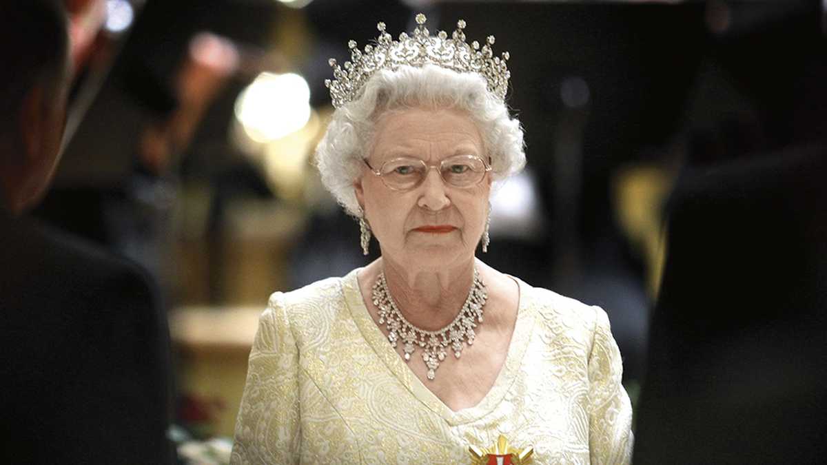  El servicio y abnegación de Camilla hicieron que la reina le diera el visto bueno al reconocimiento de su nuera como reina consorte una vez ella fallezca. 