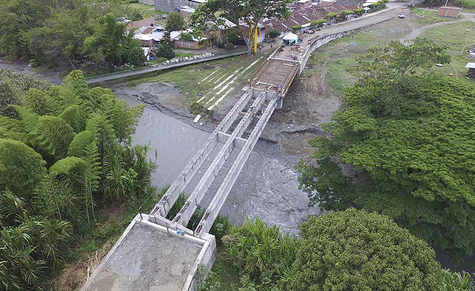 ¿Cómo va la construcción del puente de La Bamba en el municipio de Bugalagrande?