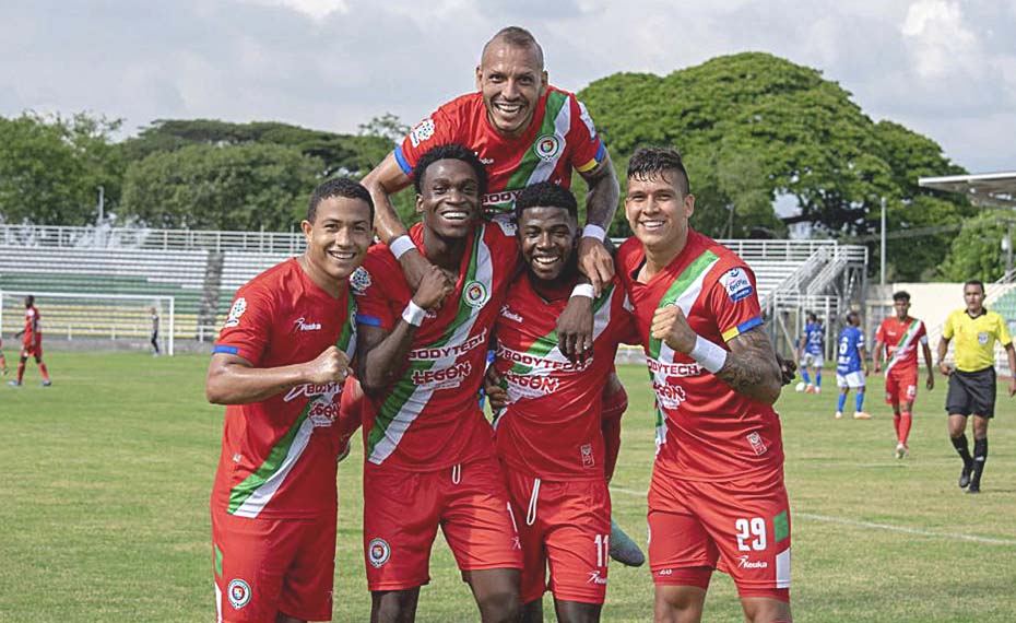 Cortuluá ganó y está entre los ocho