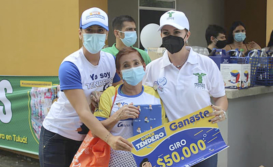 La Federación Nacional de Comerciantes, la Cámara de Comercio y la Alcaldía de Tuluá desarrollaron el pasado fin de semana la celebración del día del panadero y el tendero en el Centro Comercial La Herradura y el Coliseo de Ferias Manuel Victoria Rojas. Las dos actividades fueron de carácter presencial, pero manteniendo los protocolos de bioseguridad.