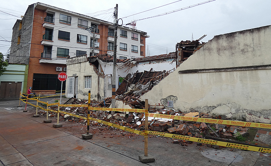 Se cayó una casa en el barrio Victoria