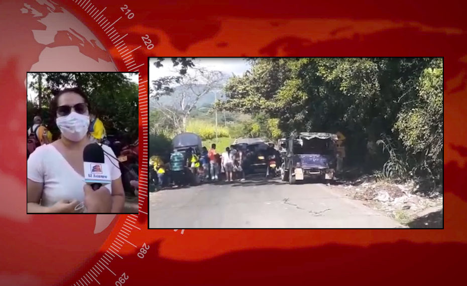 Voceros campesinos defienden su presencia en el paso a la altura del barrio la Santa Cruz