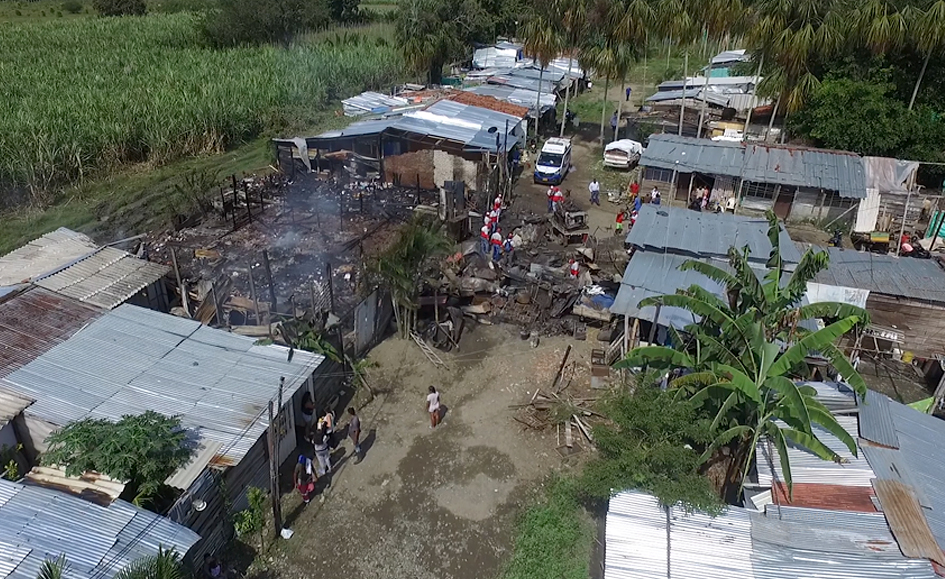 Un incendio destruyó cinco viviendas en La Estrella