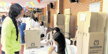 Inicia formalización de las madres comunitarias