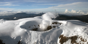 Angustioso llamado a familias que aún no quieren evacuar del Nevado del Ruiz