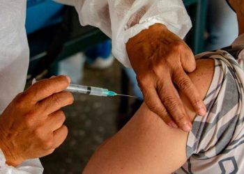 ¡Vallecaucanos a ponerse al día con las vacunas! La jornada nacional será del 22 al 29 de abril