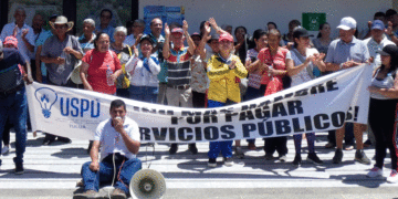 Usuarios de Centroaguas rechazan el cambio de medidores
