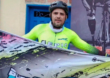 Patinador bugueño está a 20 kilómetros de cumplir su sueño