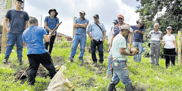 En Caicedonia, los campesinos no paran de aprender