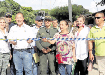 Entregan obras de pavimentación en zona urbana de Bolívar
