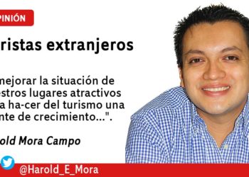 Turistas extranjeros