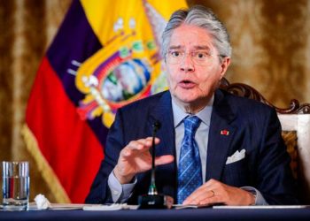 El presidente de Ecuador, Guillermo Lasso, disuelve el Congreso para evitar ser destituido