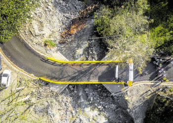 Comunidad de la vereda Alaska estrena puente vehicular