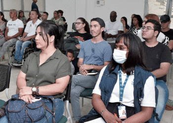 Capacitación en liderazgo para luchar contra la violencia de género