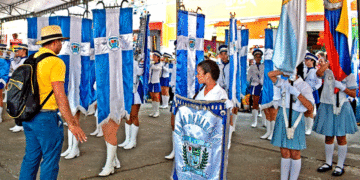 A la prefería vuelve el desfile de bandas marciales