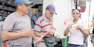 Secretaria de salud adelanta campaña contra el dengue en Tuluá