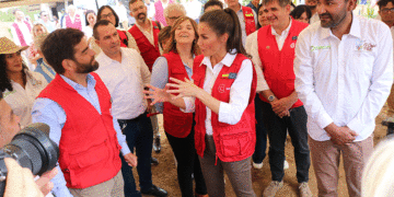 La reina Letizia estuvo en la región; la soberana española recorrió varios municipios del Valle