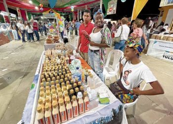 Plazoleta del Mecato 20 años endulzando la Feria