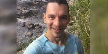 En accidente mueren motociclista y su mascota