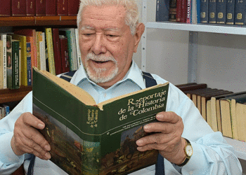 El roldanillense Luis Antonio Cuéllar hizo un doctorado en humanidades a sus 98 años de edad