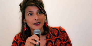 Ministra Irene Vélez podría ser destituida o inhabilitada por tráfico de influencias: Francisco Bernate