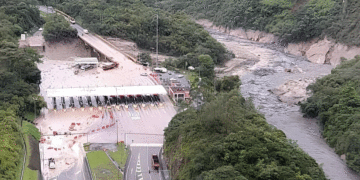 Sube a 10 número de fallecidos en Quetame tras avalancha; hay también 7 desaparecidos