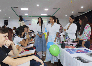 Jóvenes tulueños; debatieron sobre derechos humanos, medio ambiente y oportunidades laborales