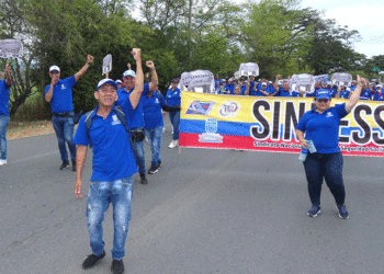 Los trabajadores del Hospital Tomás Uribe siguen con las protestas para llamar la atención del Gobierno Nacional
