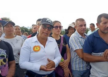 Habitantes de Buga bloquearon la doble calzada para reclamar atención del gobierno; temen que la plata se pierda
