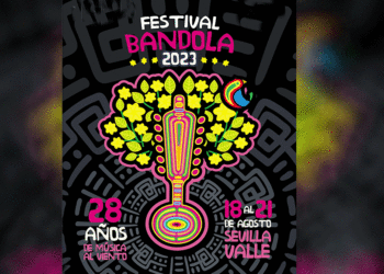 Le pone alegría, música y color a Sevilla