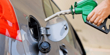 Minhacienda afirmó que el combustible debe llegar a los $16.000