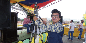 José Jesús Alegría, un quijote de la televisión regional con tres décadas entre luces y micrófonos