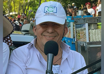 Entregó la batuta; ahora a vivir sabroso