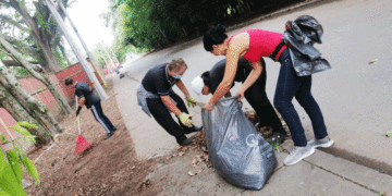 Comunidad educativa de la Moderna da ejemplo de compromiso y civismo