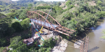 En octubre estaría listo nuevo puente de El Alambrado que une a los departamentos del Valle y Quindío