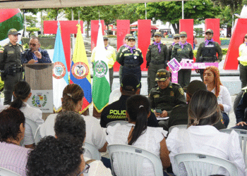 Se presentó en Tuluá la Patrulla Púrpura de la Policía con la que se busca bajar las cifras de violencia de género