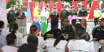 Se presentó en Tuluá la Patrulla Púrpura de la Policía con la que se busca bajar las cifras de violencia de género