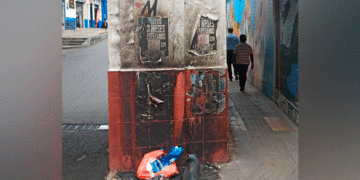 El malestar en la incultura; jóvenes embellecen muros afectados por las acciones vandálicas