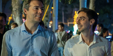 Daniel Quintero renunció a la Alcaldía de Medellín; se meterá de lleno en la campaña de Juan Carlos Upequi