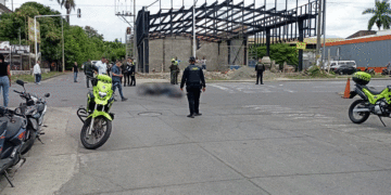 Dos personas muertas en la carrera 30 de Tuluá, una de ellas el presunto sicario