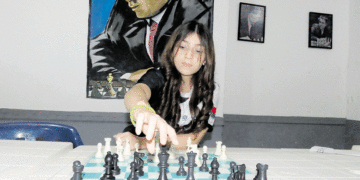 Ajedrecista tulueña que va camino al éxito