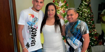 Secuestraron a padres de Luis Díaz: hombres armados les cayeron en camioneta que viajaban