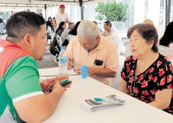 La Bastilla recibió los servicios de la alcaldía
