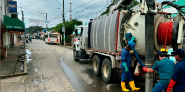 Riofrío continúa con las labores de prevención para evitar inundaciones