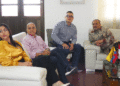 Un embajador de visita en Tuluá; el funcionario destacó el desarrollo logrado