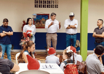 Alianza para el desarrollo educativo en Bugalagrande entre la Administración Municipal de esta localidad y el Grupo Agroindustrial Riopaila Castilla S.A.