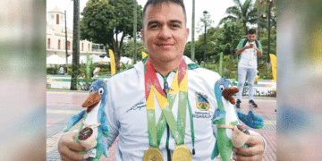 El tulueño José Darío Aguirre  gana dos medallas de oro en Paracycling