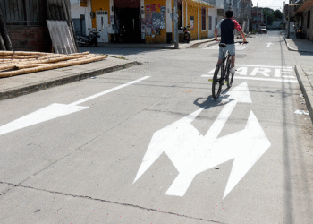 Como parte del compromiso pactado; demarcan vías en El Paraíso