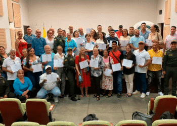 Líderes y comerciantes se capacitaron en seguridad ciudadana