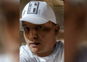 Lo asesinaron en la esquina del cementerio; otro joven está herido